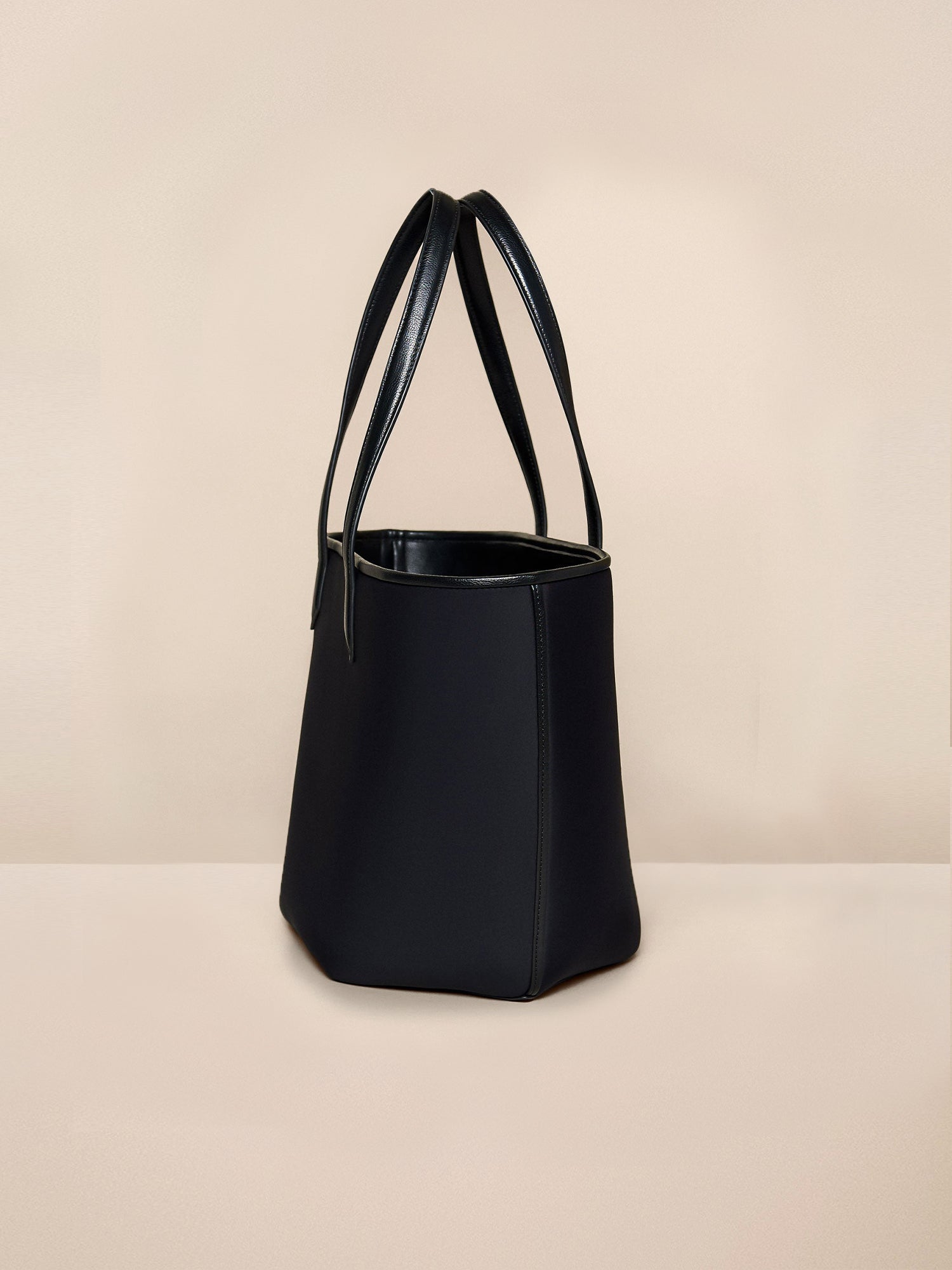 large black carryall tote
