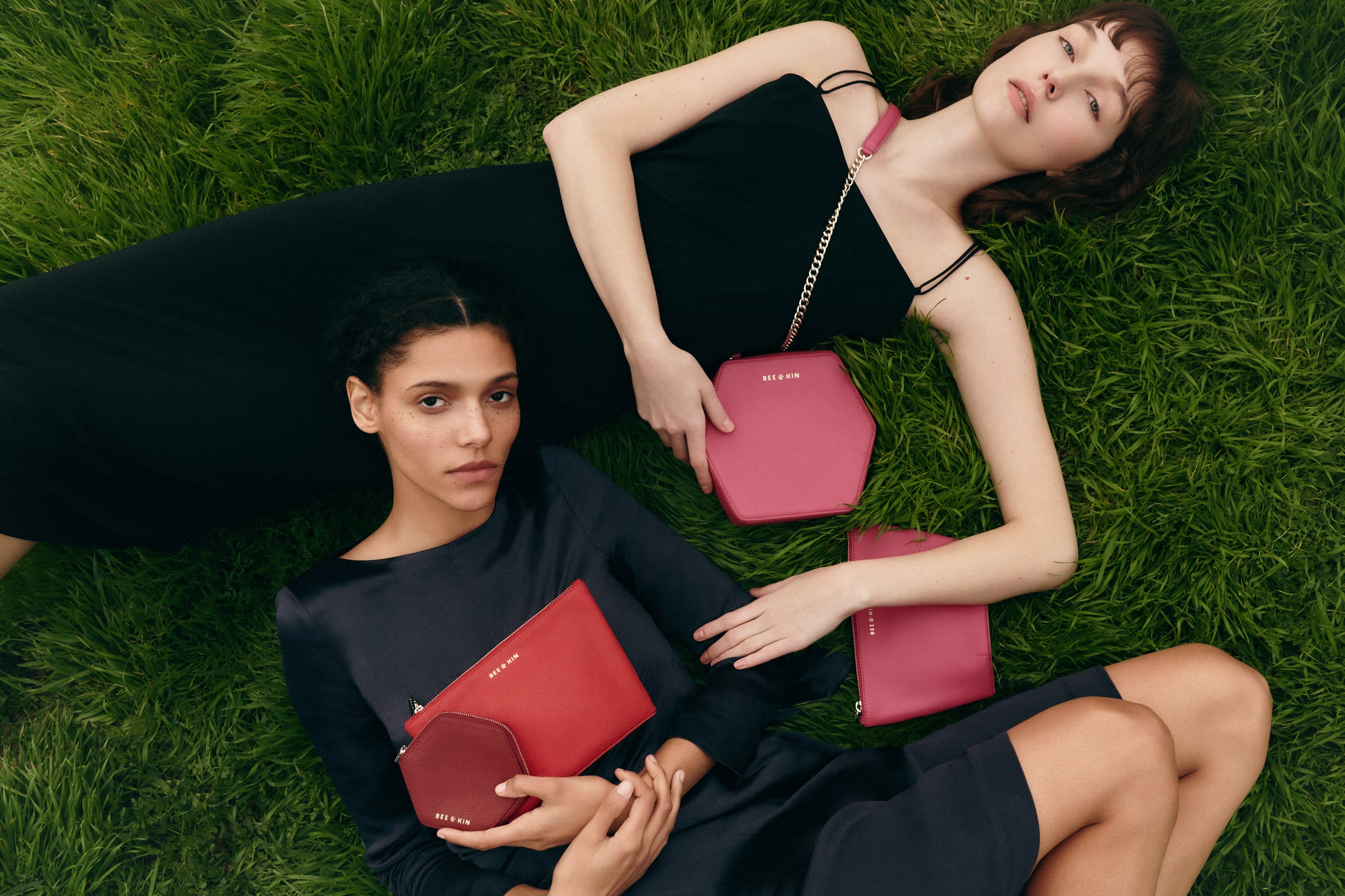 Ways To Accessorize Your Favorite Handbag