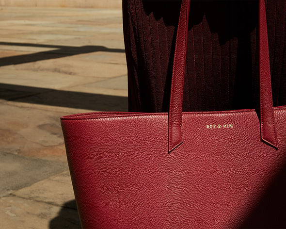 BEE & KIN | Tech Forward Handbags with a Twist – BEE AND KIN