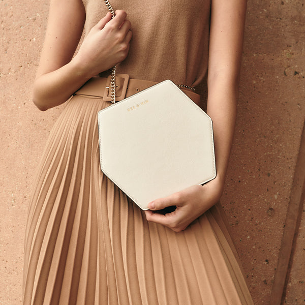 BEE & KIN | Tech Forward Handbags with a Twist – BEE AND KIN