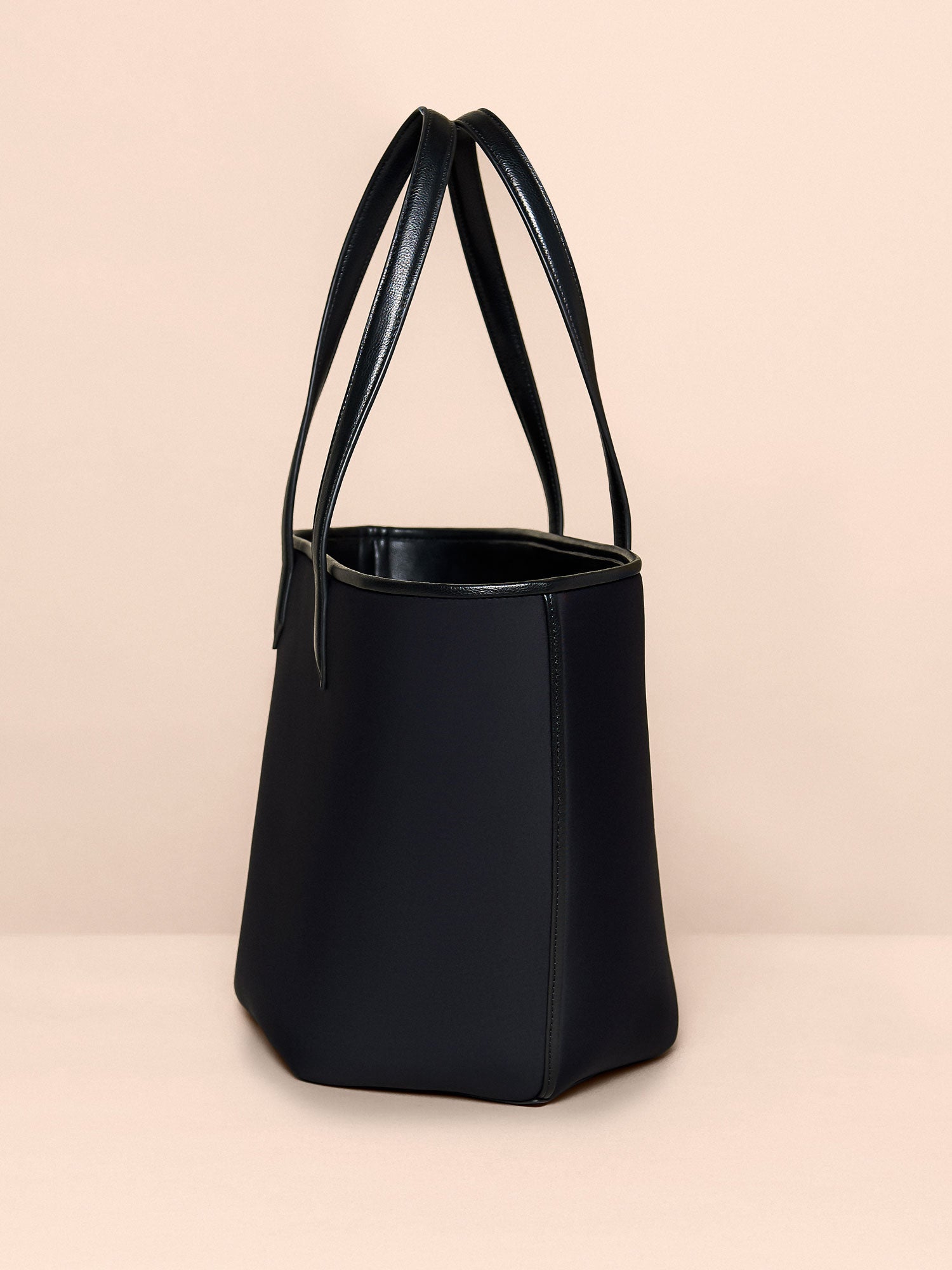 The Expert XL Carryall Tote